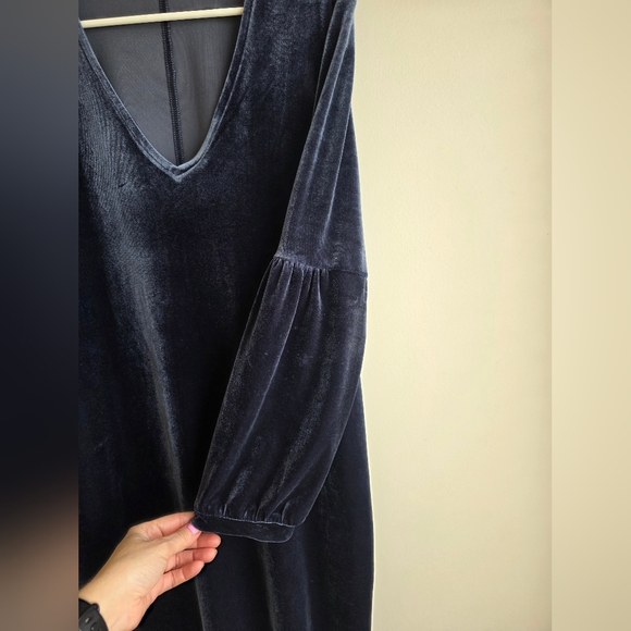 Madewell Velvet Ballon-Sleeve Dress - Picture 6 of 11